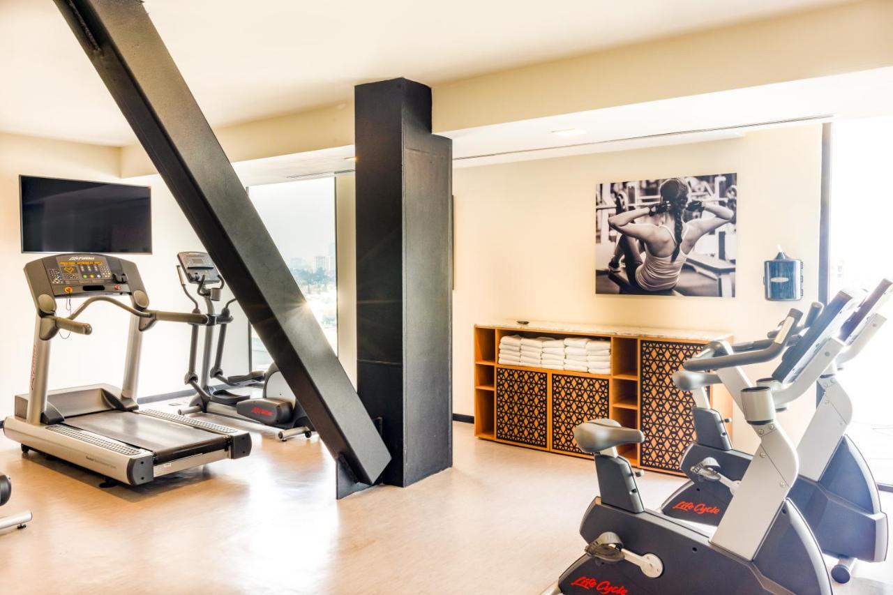 Courtyard By Marriott Mexico City Vallejo Экстерьер фото