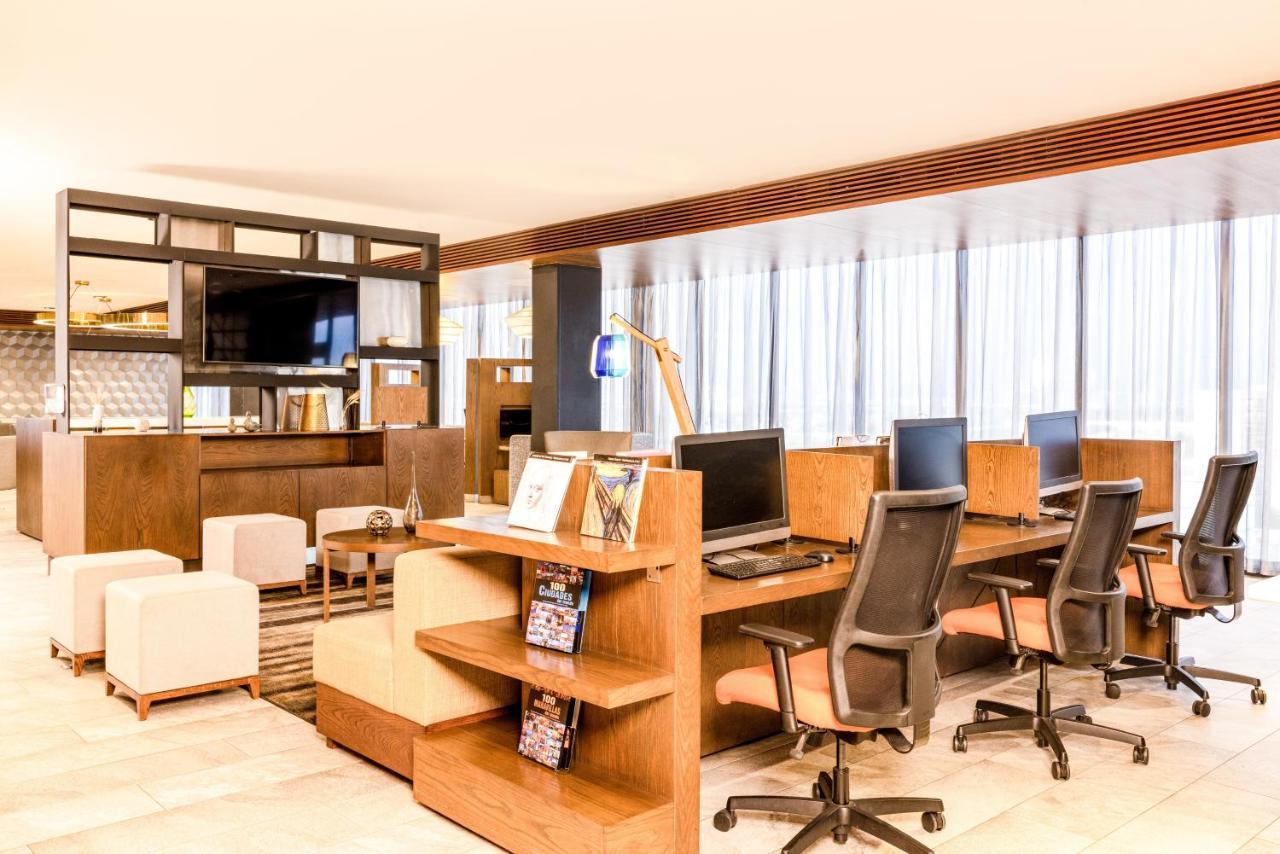 Courtyard By Marriott Mexico City Vallejo Экстерьер фото