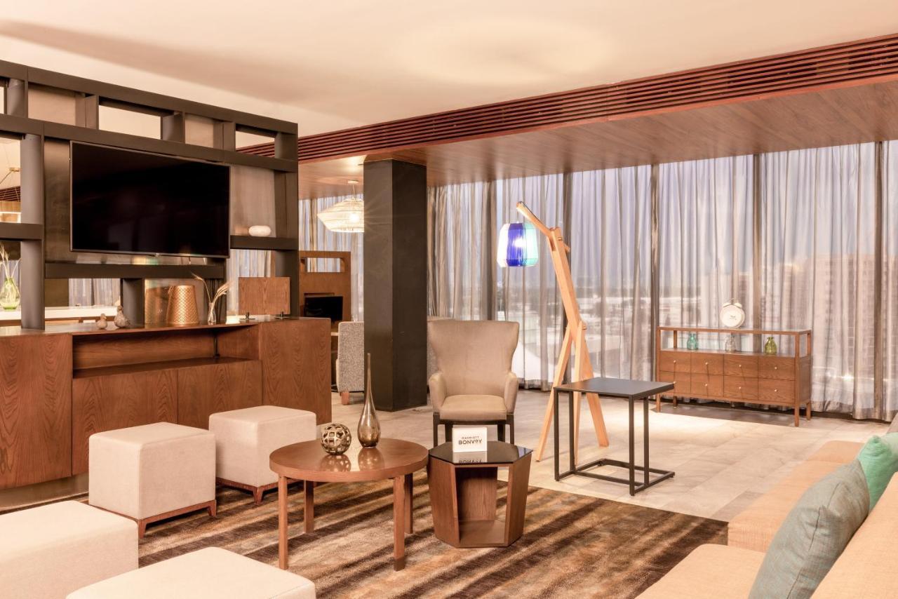 Courtyard By Marriott Mexico City Vallejo Экстерьер фото