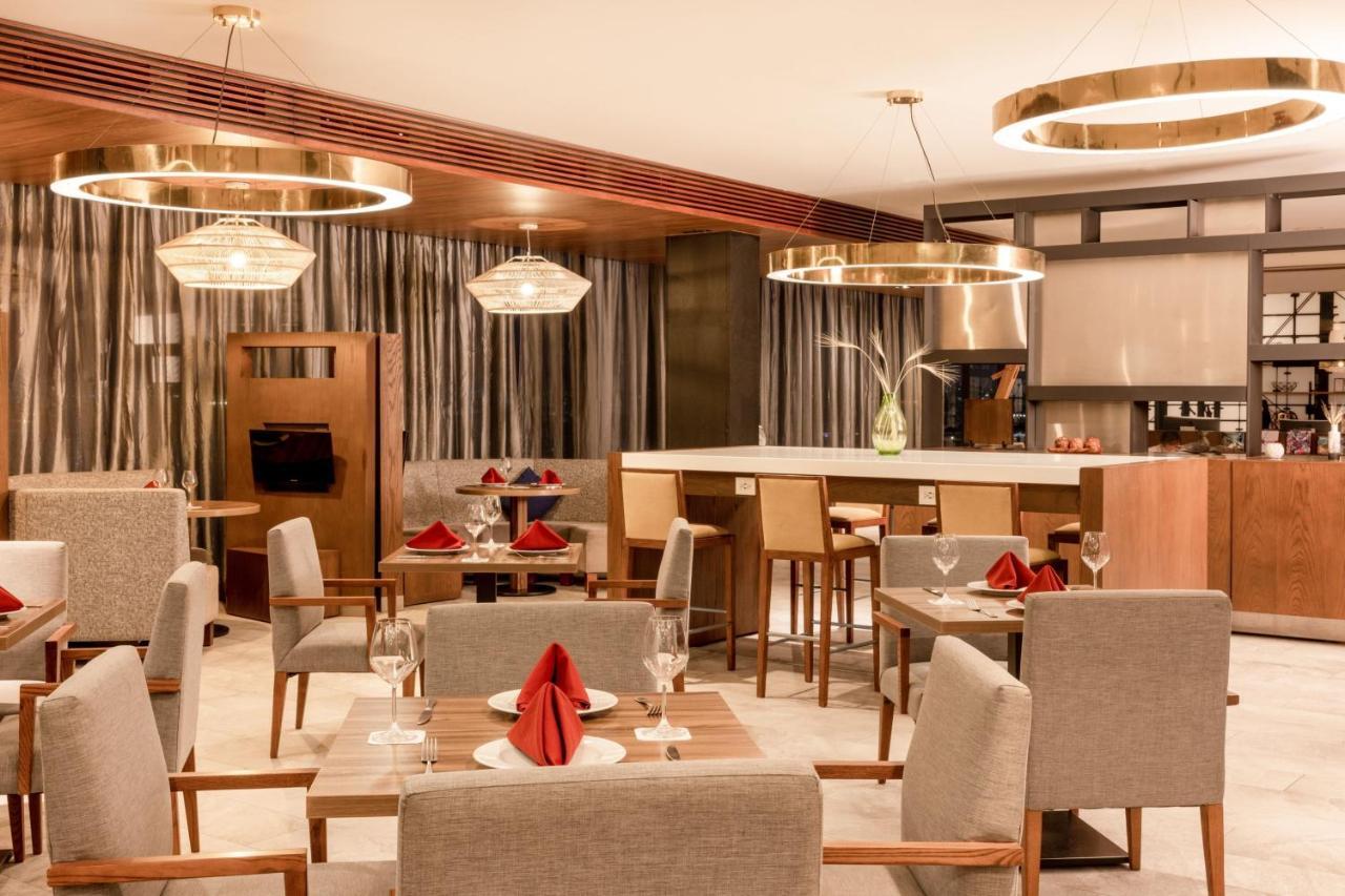 Courtyard By Marriott Mexico City Vallejo Экстерьер фото