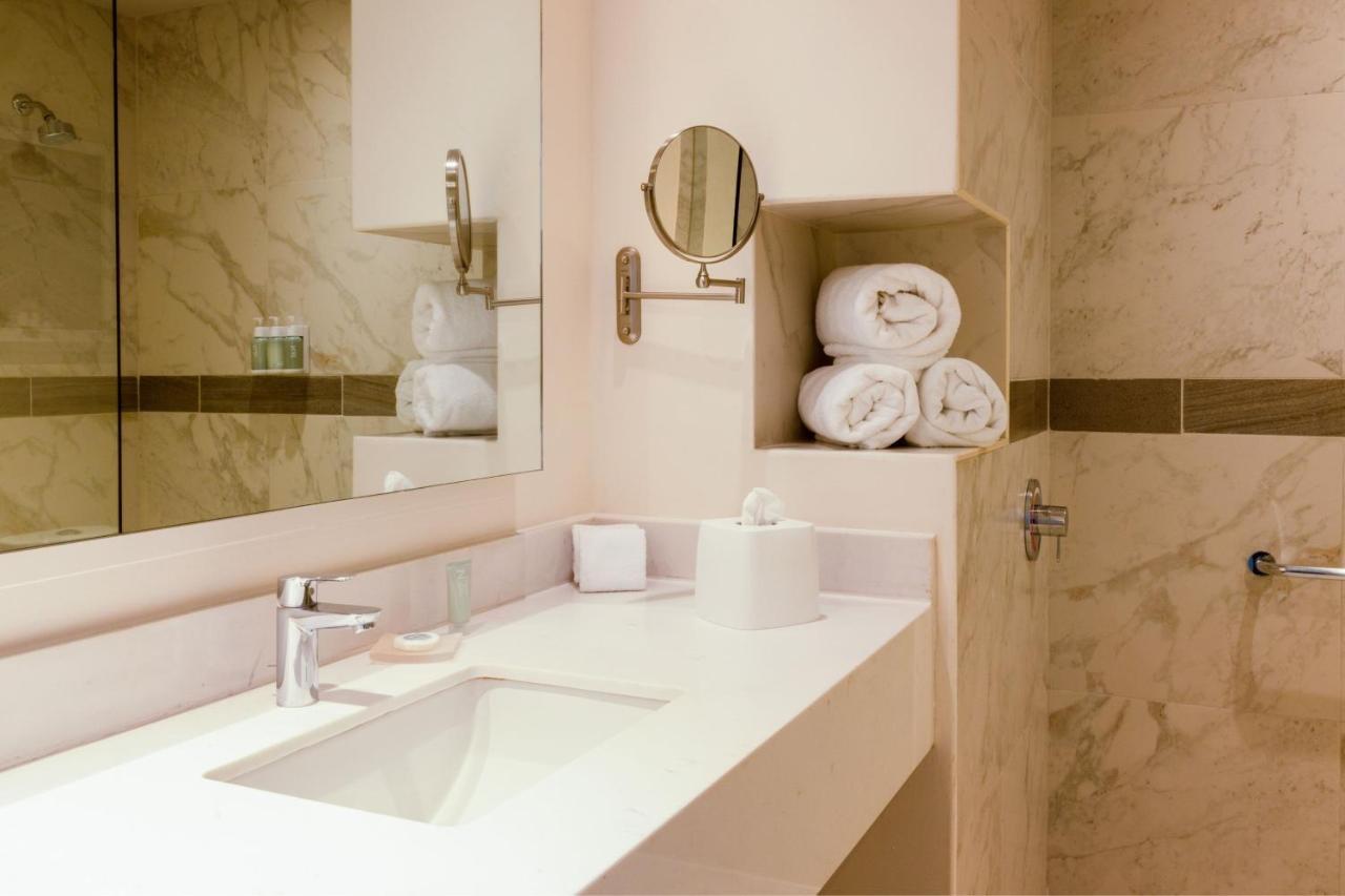 Courtyard By Marriott Mexico City Vallejo Экстерьер фото