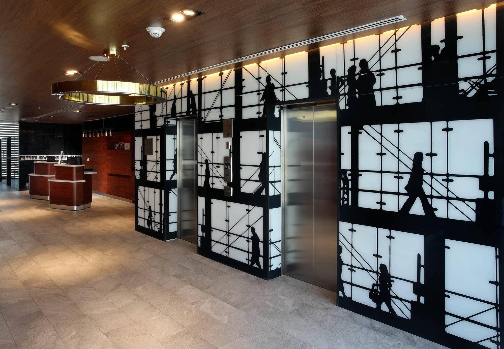 Courtyard By Marriott Mexico City Vallejo Экстерьер фото