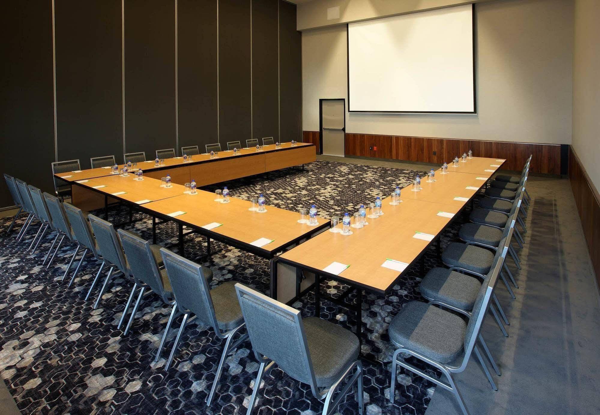 Courtyard By Marriott Mexico City Vallejo Экстерьер фото